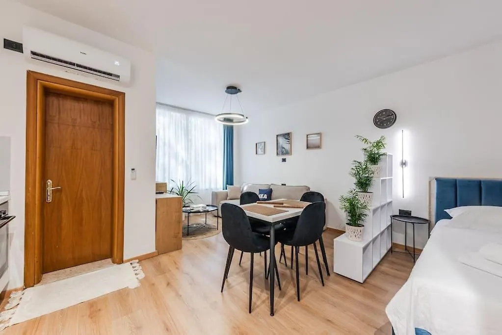 Apartment Coastal Pines Studio Oasis By Ps Golem  Albania